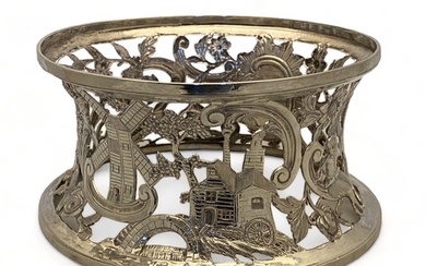A fine George III Irish silver dish ring, unmarked circa 176...