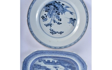 AN 18TH CENTURY CHINESE EXPORT BLUE AND WHITE PORCELAIN DISH...