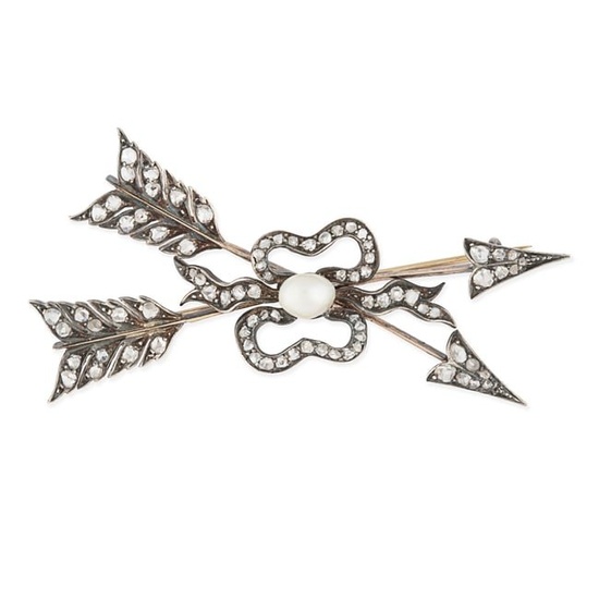 AN ANTIQUE NATURAL SALTWATER PEARL AND DIAMOND ARROW BROOCH in yellow gold and silver, designed as