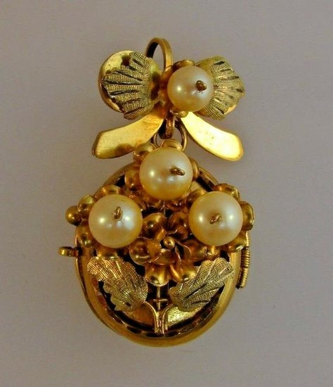 ANTIQUE 10k Yellow Gold & Pearl Pendant Circa 1900s