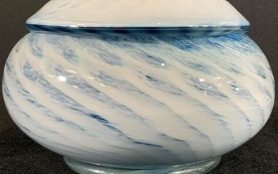 BERMUDA GLASS BLOWING STUDIO Blue Art Glass Bowl
