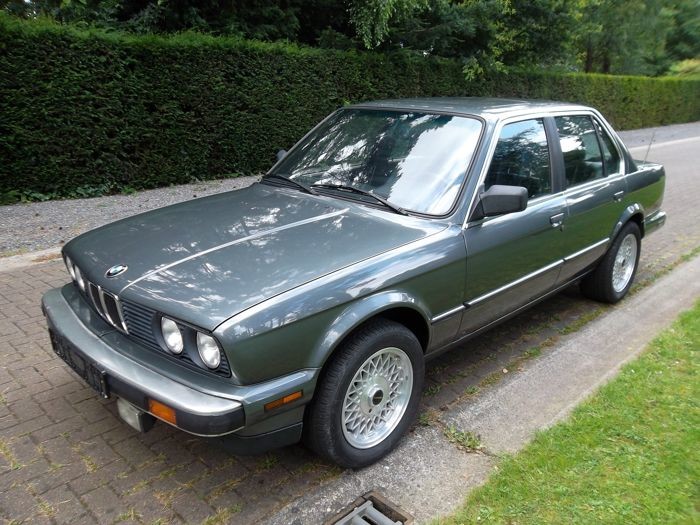 BMW - 325e- 1986