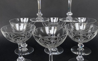 Baccarat - Splendid series of 9 champagne glasses - Cut crystal
