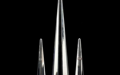 Baccarat, Three Crystal Obelisks