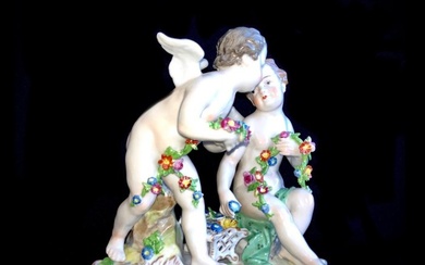 Carl Thieme Potschappel Dresden - Rococo Cherubs Cupids - ca 1920 - Figurine - Porcelain