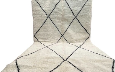 Carpet - 245 cm - 150 cm