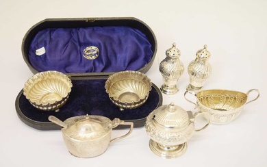 Cased pair of late Victorian salts