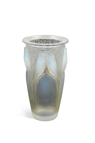 Ceylan, an R. Lalique opalescent glass vase, designed 1924