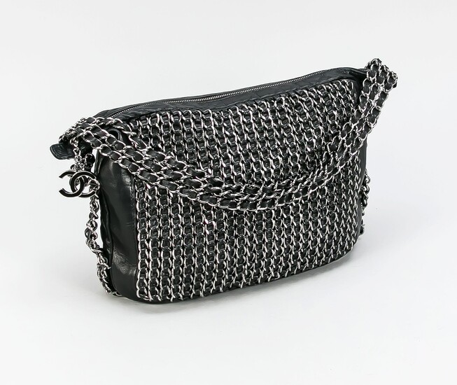 Chanel, All-Over Chain Embellished Tote Bag, feines schwarzes...