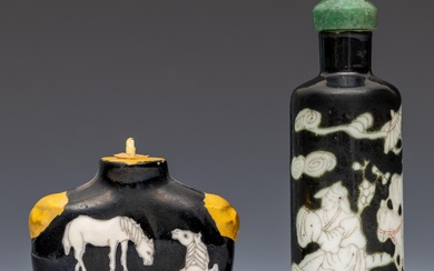 China, two black-ground porcelain snuff bottles and one stopper, late Qing dynasty (1644-1912)
