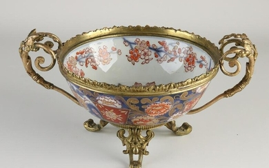 Chinese Imari bowl Ã˜ 22 cm.