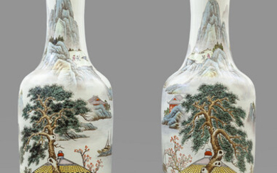 Coppia di grandi vasi in porcellana decorati in policromia, Cina sec.XX h.cm.184...