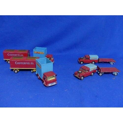 Corgi Chipperfields Circus Models; two Land-Rovers, two Circ...