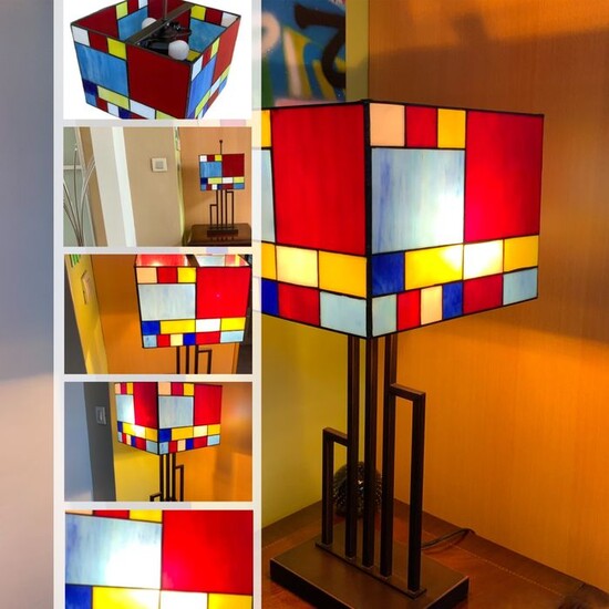 Edgar et Paolo - Arte Dal Mondo - Table lamp, Mondrian (1) - Mondrian inspiration lampes Tiffany