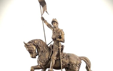 Émile Guillemin (1841-1907) - Large and detailed sculpture of Joan of Arc on horseback - 74 cm high - Spelter - Late 19th century