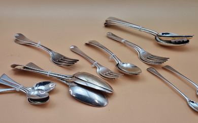 FIFTEEN VARIOUS OLD ENGLISH AND HANOVERIAN PATTERN SILVER SPOONS TOGETHER WITH SEVEN SILVER FORKS