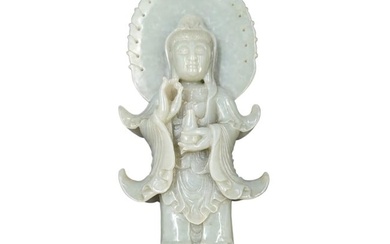 Finely Carved Chinese Kwan Yin Figure Guan Yin Jade Sculpture