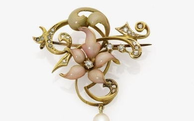 Floral Art Nouveau corsage brooch decorated with