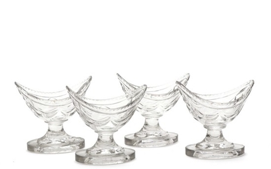 Four Irish boat shaped cut crystal glass salt cellars. Waterford, 19th century. H. 9 cm. L. 9 cm. (4)