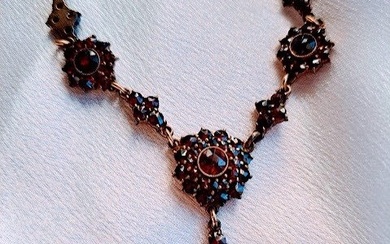 Garnet - Gold-filled - Necklace with pendant