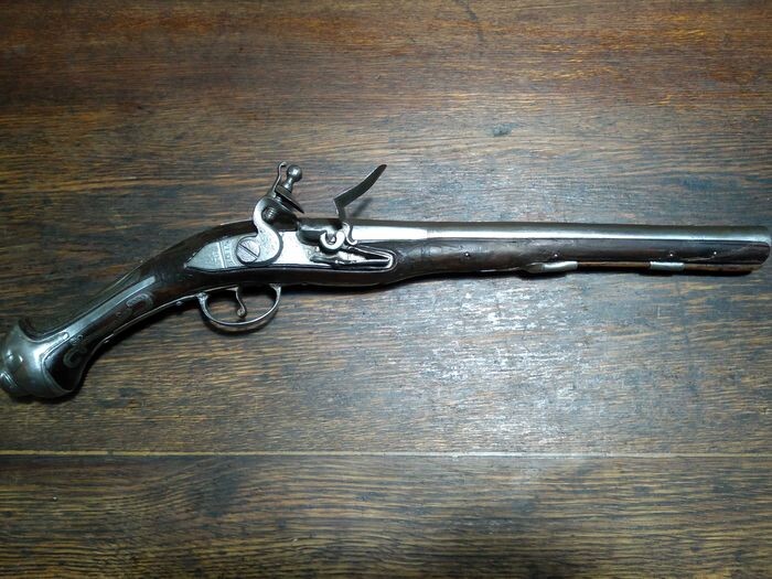 Germany - Grand pistolet d'arçon d'officier - vers 1730 - Cavalry - Flintlock - Pistol - 16 mm