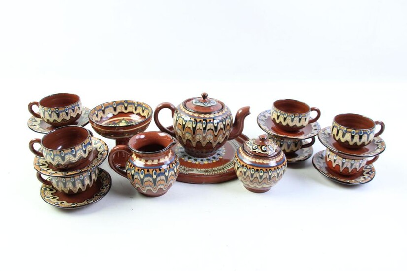 Glazed pottery tea wares