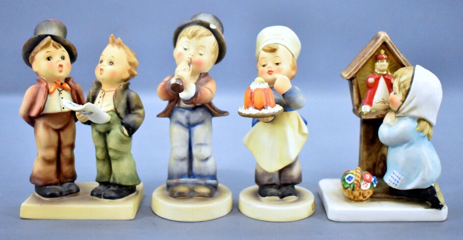 Group of four Hummel figurines BYJ59 130 128