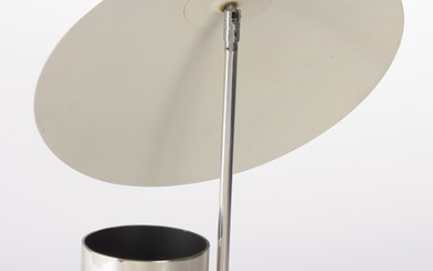 Half Nelson table lamp