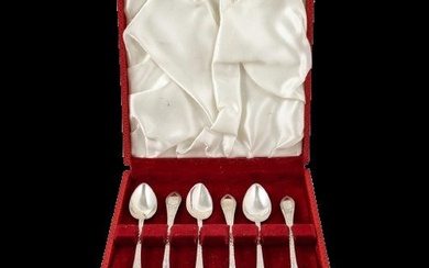 I. Bronee (1904) Set of 6 Danish silver long bright-cut teaspoons, boxed - Tea spoon (6) - .826 silver