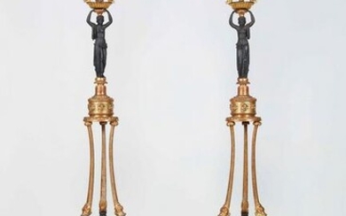 Importante e rara coppia di candelabri in legno