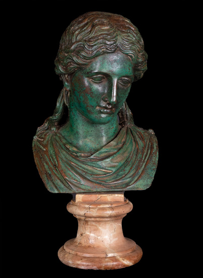 Imposing Grand Tour Bust of Venus in bronze with Red Marble Base, 19th century Italian school