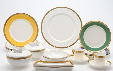 KARIN BJÖRQUIST. 18 PIECES OF TABLEWARE, BONE CHINA, WITH GOLD DECOR, “NOBEL”, TUBE STRAND MADE BY GUSTAVSBERG, DESIGNED 1990-91.