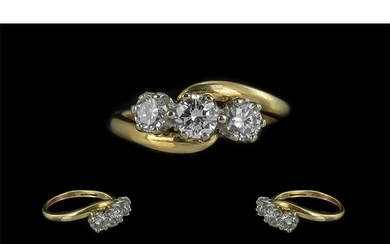 Ladies 18ct Gold Attractive Three Stone Diamond Set Ring, fu...