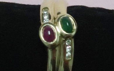 Ladies ring with ruby and emerald cabochon and set with...
