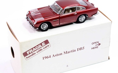 Lot details Danbury Mint 1/24th scale 1964 Aston Martin DB5...