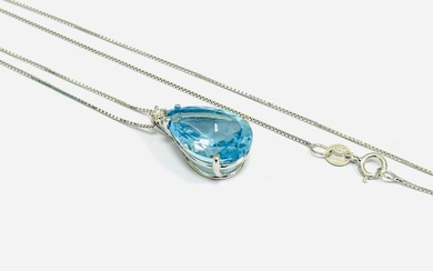 Necklace with pendant - 18 kt. White gold - 8.56 tw. Aquamarine - Diamond
