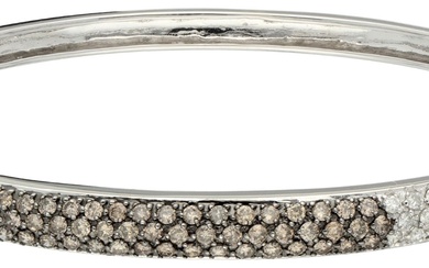 No Reserve - 14K White gold bangle bracelet set with approx. 0.49 ct. diamond.