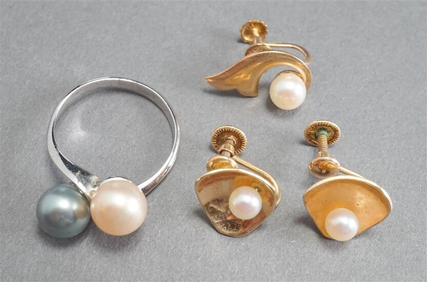 Pair 14-Karat Yellow-Gold Pearl and Screw-Back Earrings, a Single 14-Karat Yellow-Gold Pearl Earring (3.6 gross dwt) and Faux Pearl...