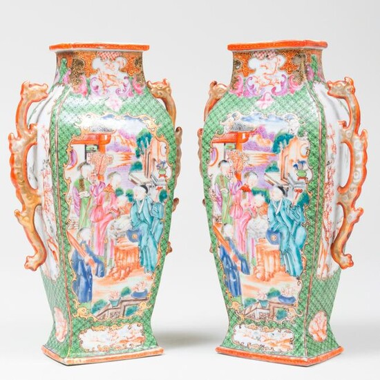 Pair of Chinese Export Green Porcelain Mandarin Palette