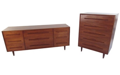 Pair of Widdicomb Bedroom Dressers in the Style of George Nakashima