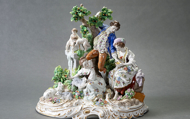 "Pastoral scene" Group in enameled porcelain of Sévres with details in gold. With marks. Size: 32x33 cm. Exit: 180uros. (29.949 Ptas.)