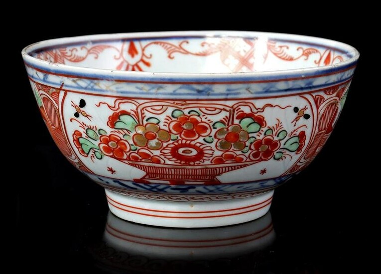 Porcelain Amsterdams Bont bowl with floral decor