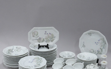 ROSENTHAL, FOOD AND COFFEE SET, MARIA/CLASSIC ROSE, 81 PIECES.