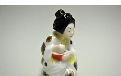 ROYAL WORCESTER JAPANESE GIRL CANDLE SNUFFER