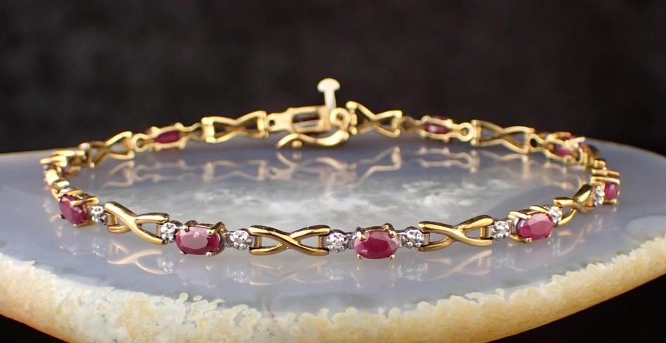 RUBY, DIAMOND AND TWO-TONE GOLD BRACELET