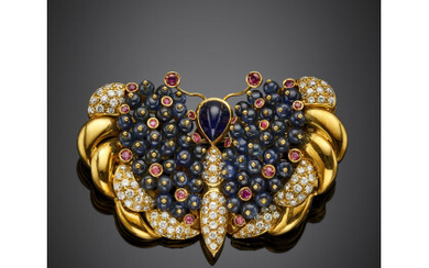 SABBADINI Cabochon sapphire, diamond and ruby yellow gold butterfly brooch, white gold details, diamonds in all ct. 1.80 circa g...