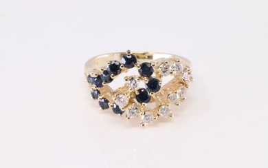 Sapphire & Diamond Ring 14Kt.