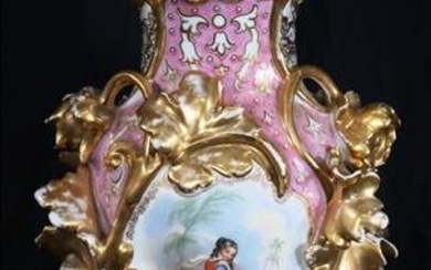 Single very Old Paris mantle vase, 21 in. T.
