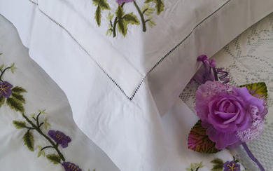 Spectacular percale cotton sheet with hand-stitched embroidery - Cotton - AFTER 2000