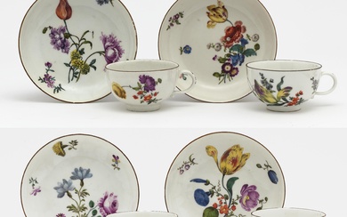 Four cups with saucers - Meissen, mid-18th century
